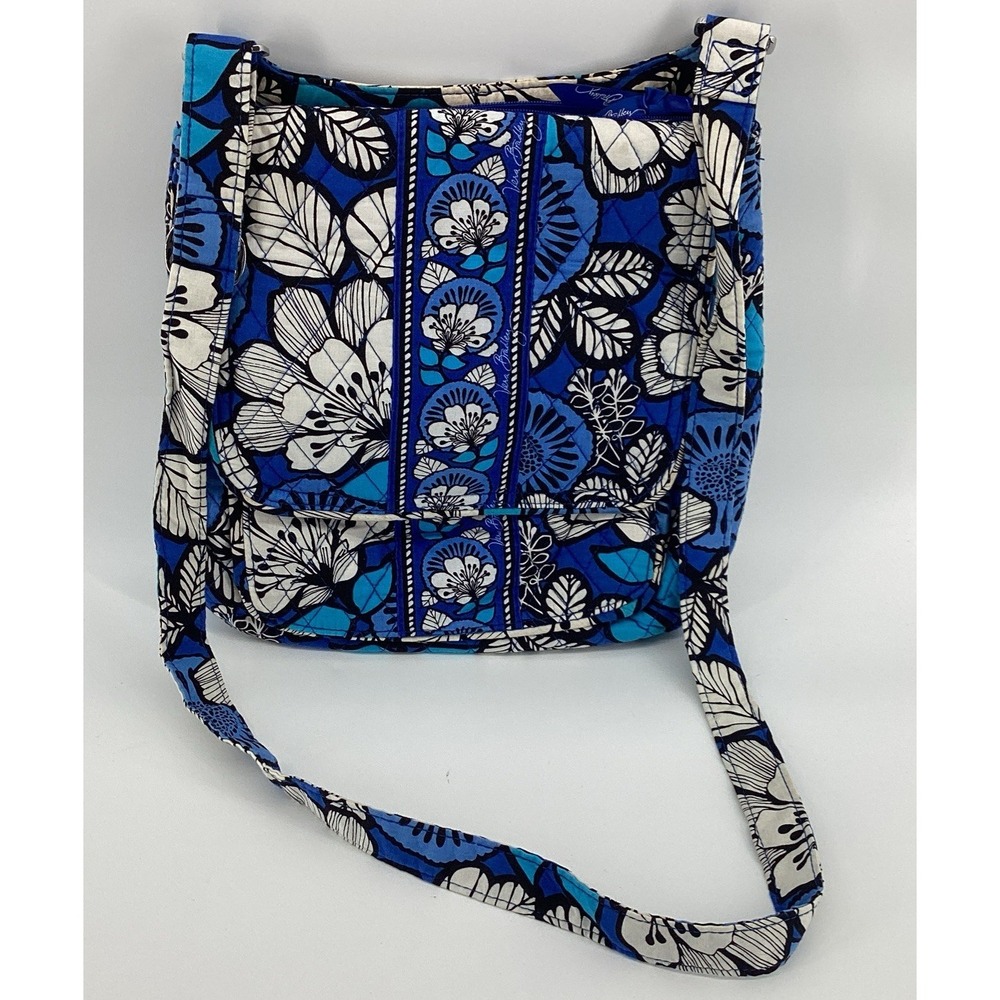 Vera Bradley Travel bag Blue White Floral & Chevron Zippered Many Pockets